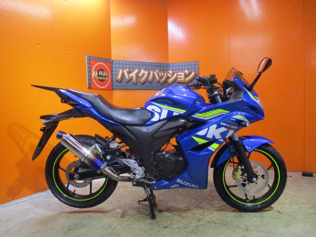 横から見てもこの通り状態グッド！価格はお安いですが、車両の質は高いので当社は常時即売れですよ！！